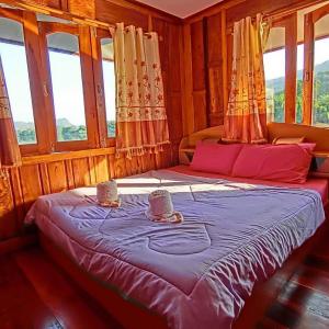 Quadruple Room with Lake View