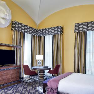 Robert Mills King Suite