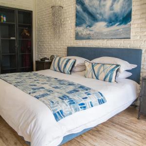 Junior Suite with Balcony
