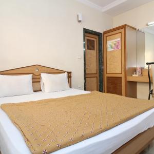 Deluxe Double Room with Fan