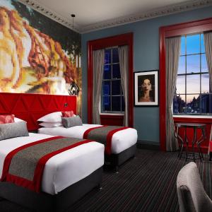 Club Twin Room