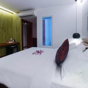 Staycation - Deluxe Room + Special Offer 
