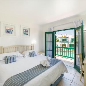 Village 2 Bedroom Kaliva