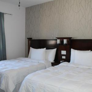 Suite with Pool View