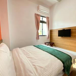Quadruple Room with Mountain View