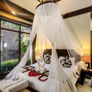 Special Offer - Free Upgrade to One Bedroom Private Pool Villa