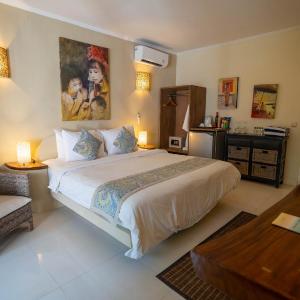 Private Plunge Pool Room