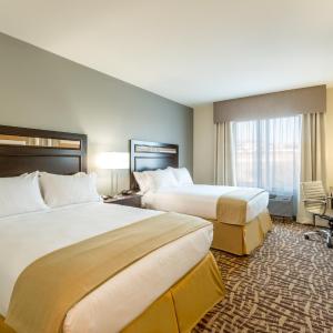 Standard Room with Two Queen Beds