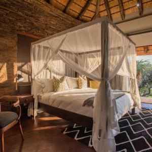 Luxury Suite - Leadwood Manor (adults only)