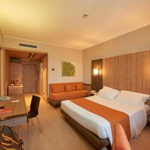 Junior Suite (1 Adult)