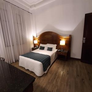 Deluxe Queen Suite