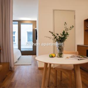 Downtown Kitchen Apartment