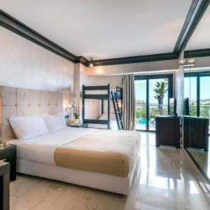 Quadruple Room with Sea View
