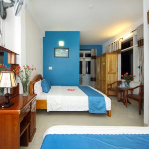 Quadruple Room with Balcony