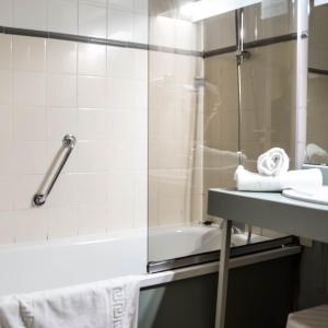 Economy Triple Room