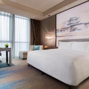 Grand Deluxe Double Room