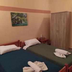 Comfort Quadruple Room with Window