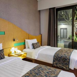 Adorable Room - Free Return Airport Transfer