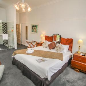 Luxury Art Deco Double