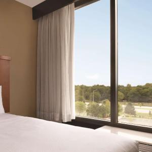 King Room with Sofa Bed - High Floor