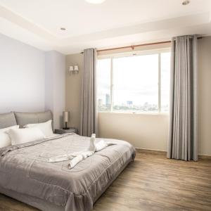 Three-Bedroom Apartment with View