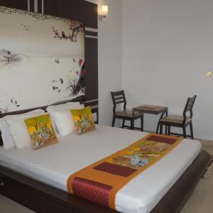 Large Double Room