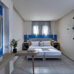 One Bedroom Suite Garden or Land View (2 Adults + 2 Children)