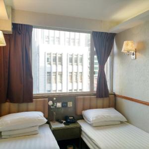 Superior Twin Room with City View
