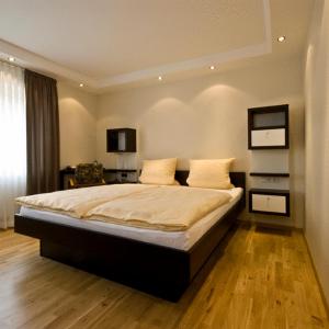 Deluxe Double Room with Waterbed