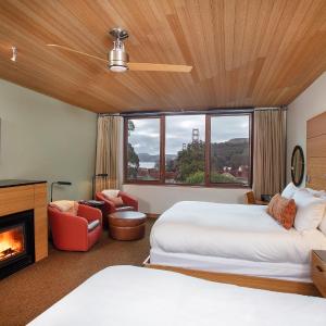 Contemporary Double Queen Room with View