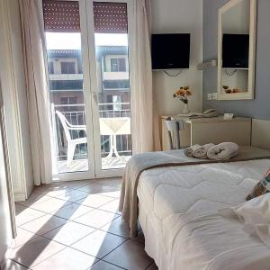 Single Room with Balcony