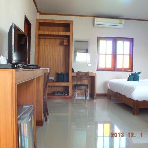 Family Room (4 Adults)