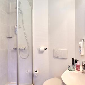 Twin Room (2 Adults)