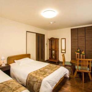 Large Twin Room