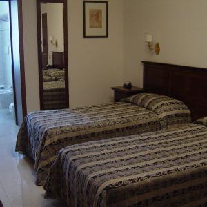 Twin Room with Private Bathroom