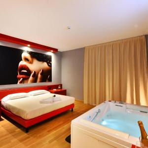 Double Room with Spa Bath