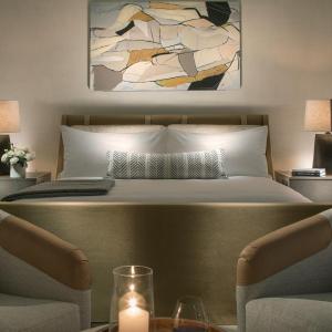 Standard King Guestroom