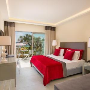 Business Standard Room (ROOM ONLY)