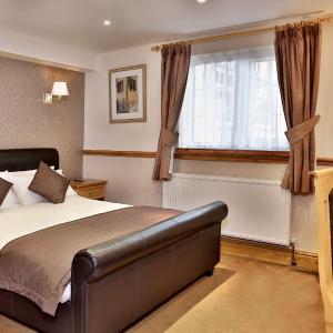 Standard Plus Double Room with View