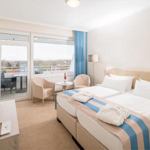 Budget Double Room Land Side