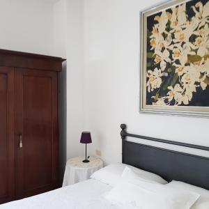 Double Room with Partial Sea View