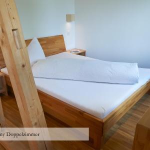 Queen Double Room