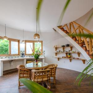 Bungalow with Patio