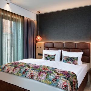 Premium King Room with Balcony