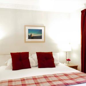 Premium Double or Twin Low Floor