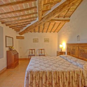 Two-Bedroom Apartment (5 People)