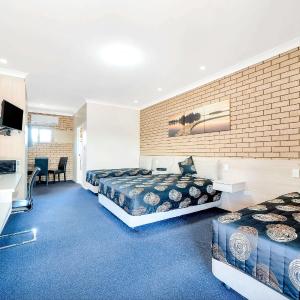 Standard Family Room