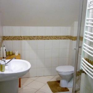 Standard Double Room with Shared Bathroom