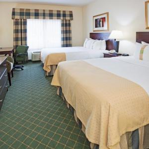 Queen Room with Two Queen Beds