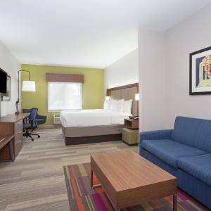 One-Bedroom King Suite with Sofa Bed